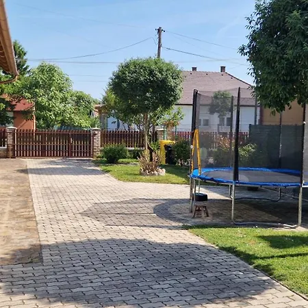 Tamasi Apartament Balatonkeresztúr